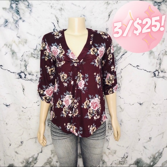 💖3/$25💖 SWS Floral Shirt Women Size Medium